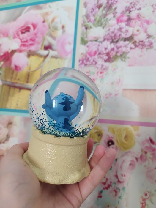 Globo de neve/snow globe Stitch Disney Primark