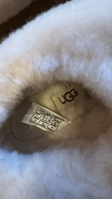 Продам угі ugg ідеальний стан