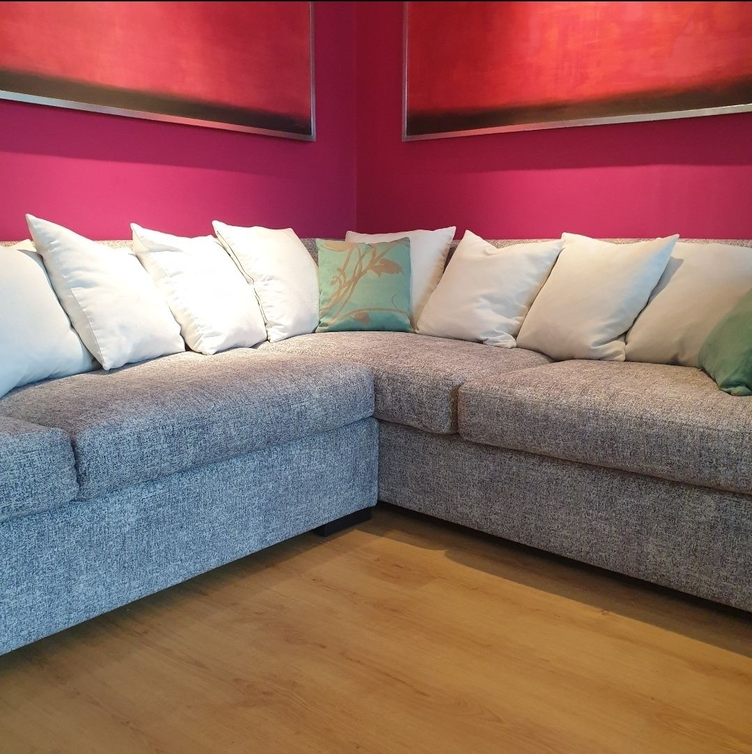 Sofa narożna z funkcją spania