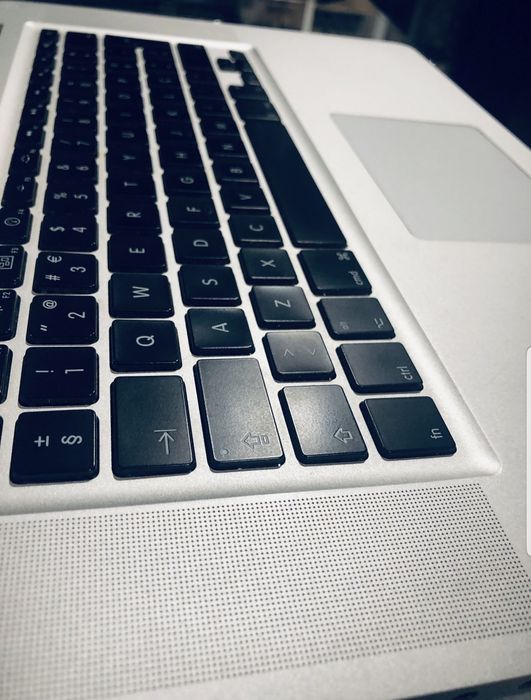 Palmrest Macbook pro