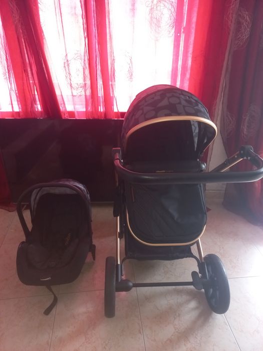 Carrinho de bebé 3 em 1