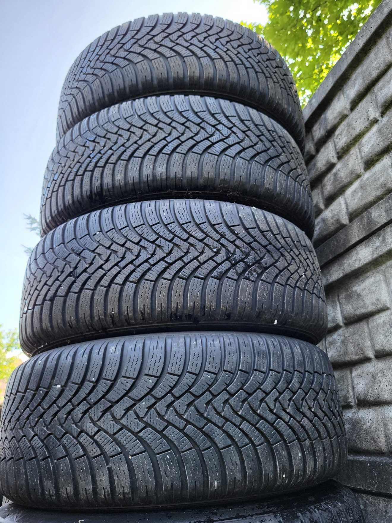 Komplet Falken Eurowinter HS01 235/55r17 103V XL