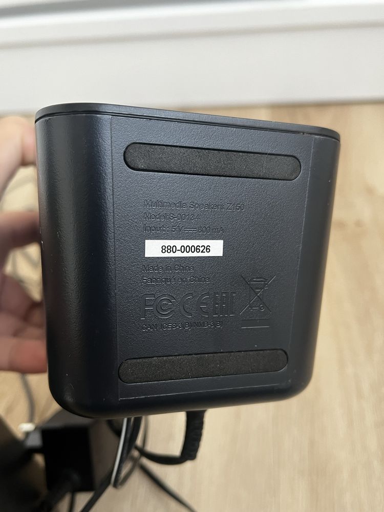 Colunas para pc Logitech