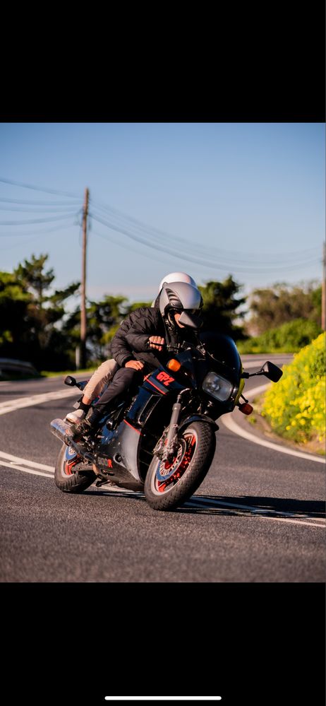Kawasaki GPZ 900