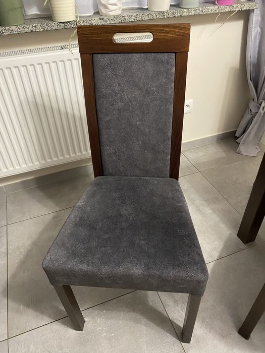 Zestaw stół i 6 krzeseł