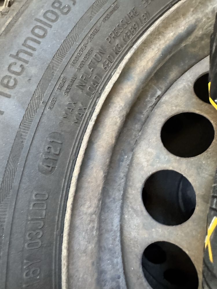 Felgi z oponami Corsa D 185/65/15 bdb stan