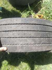 Резина 245/70R 19.5