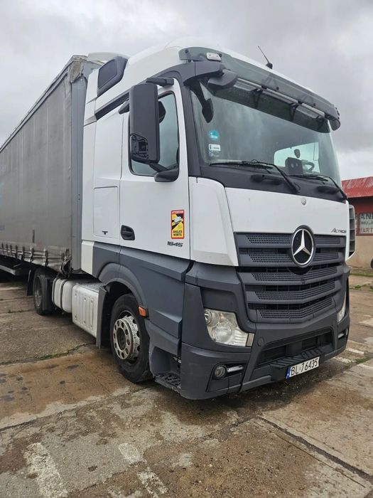 Mercedes-Benz Actros  Actros Mega