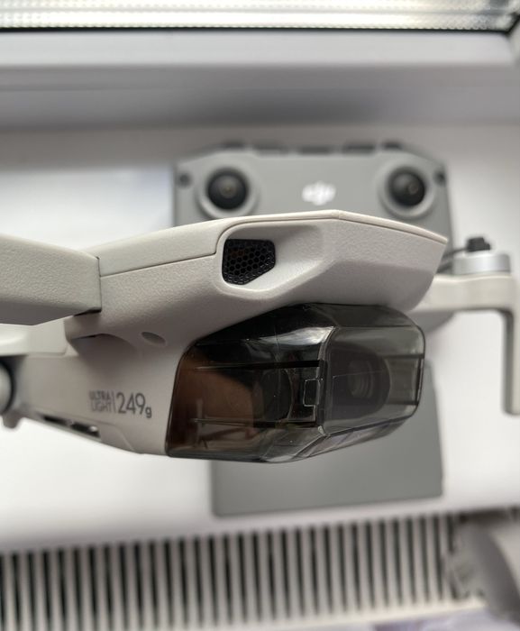 Дрон DJI Mini 2 SE Combo