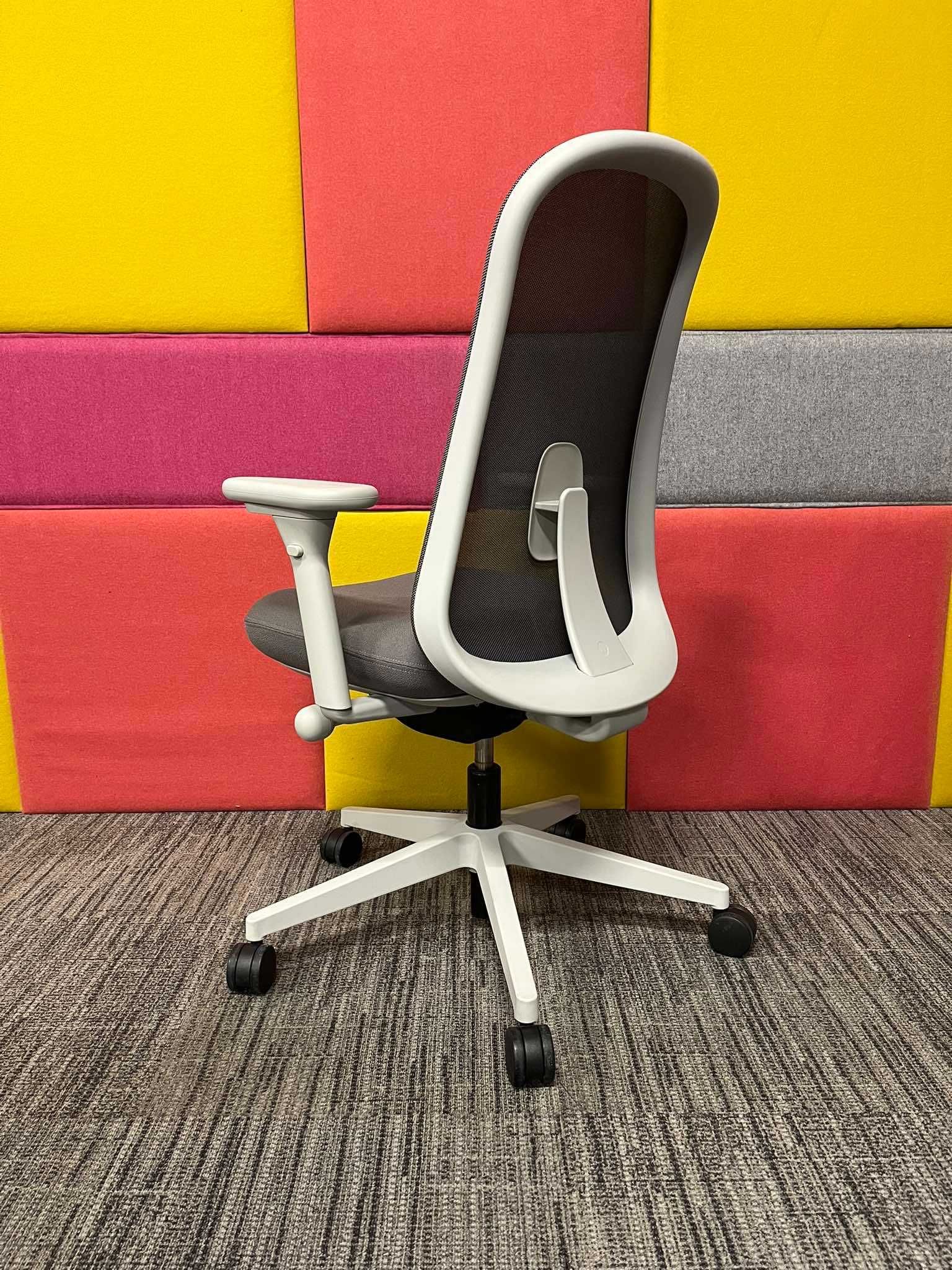 Fotel biurowy obrotowy ergonomiczny Herman Miller Lino jak nowy!