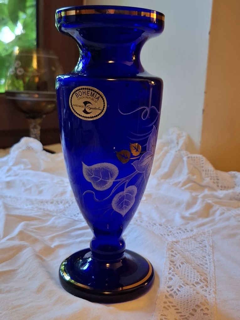 Kobaltowy wazon Bohemia