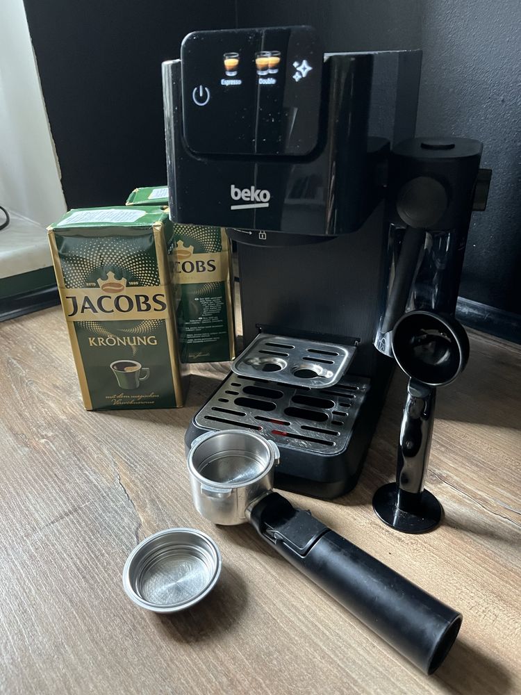 Beko ekspres ciśnieniowy kolbowy
