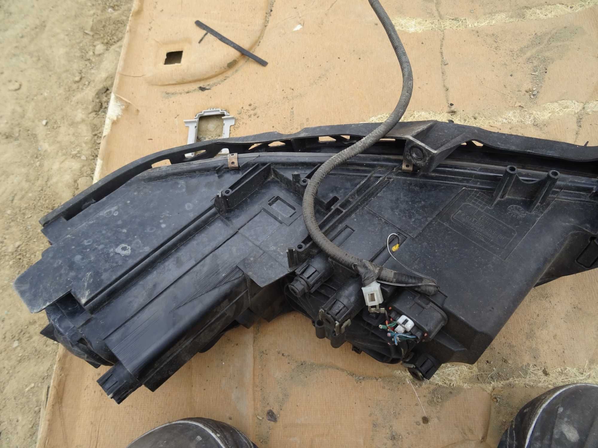 Lampa Prawa Przód Mazda 6 I GG