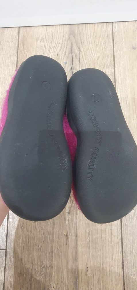 Kapcie filcowe zimowe wciągane 26