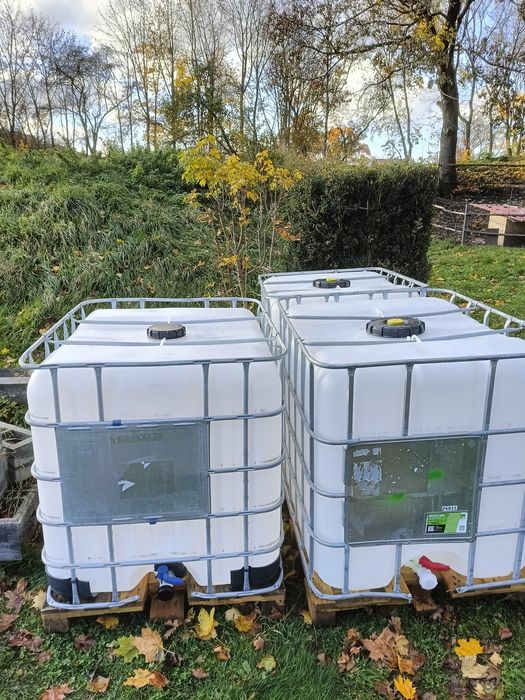 Mauzer 1000 litrów. Zbiornik