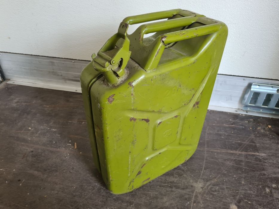 Kanister metalowy 20L i 5L