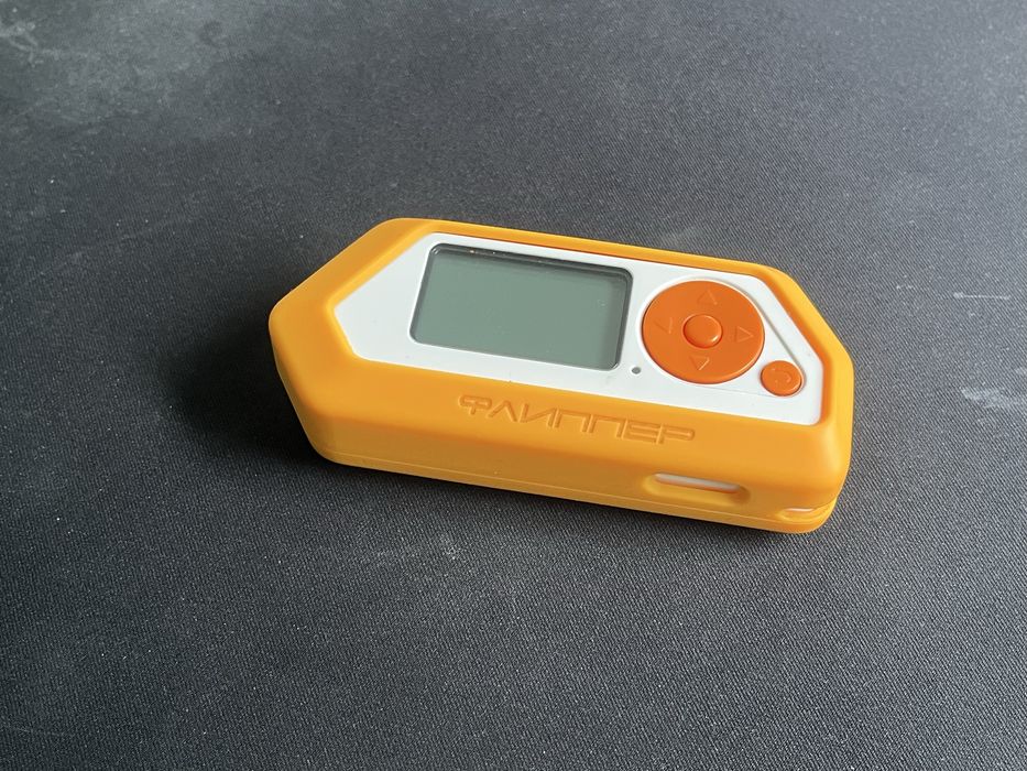 Flipper zero z kartą 64GB