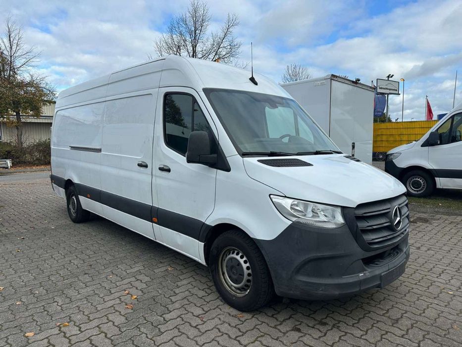 Mersedes-benz sprinter 319