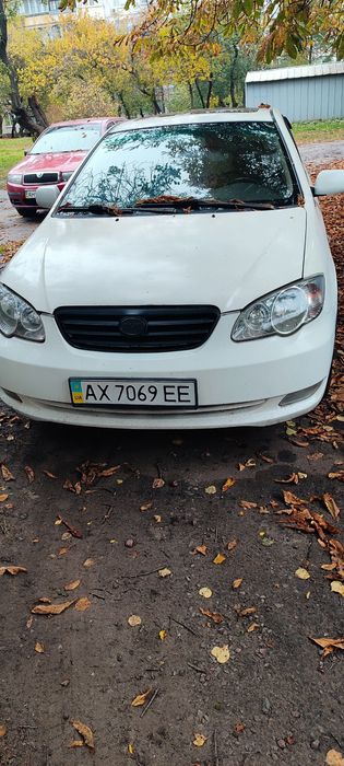 Продам машину BYD