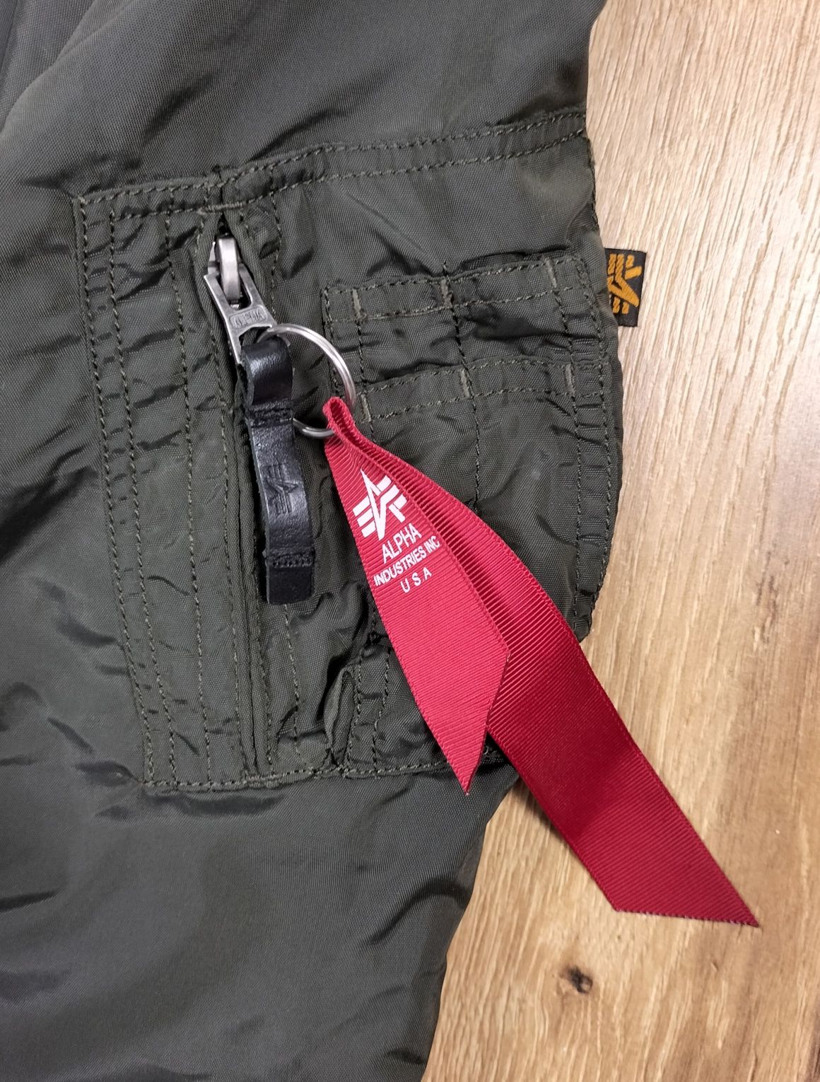 Alpha Industries damska kurtka bomberka fleyers w rozmiarze XS