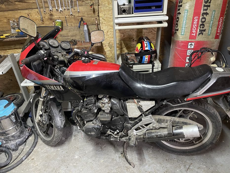 Ямаха xj600 Продам на запчастини або цілим мотоцикл