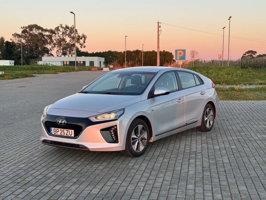 Hyundai Ioniq EV 28kWh Eletric Tech