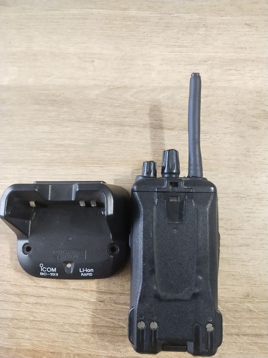 Krótkofalówka icom IC-F27