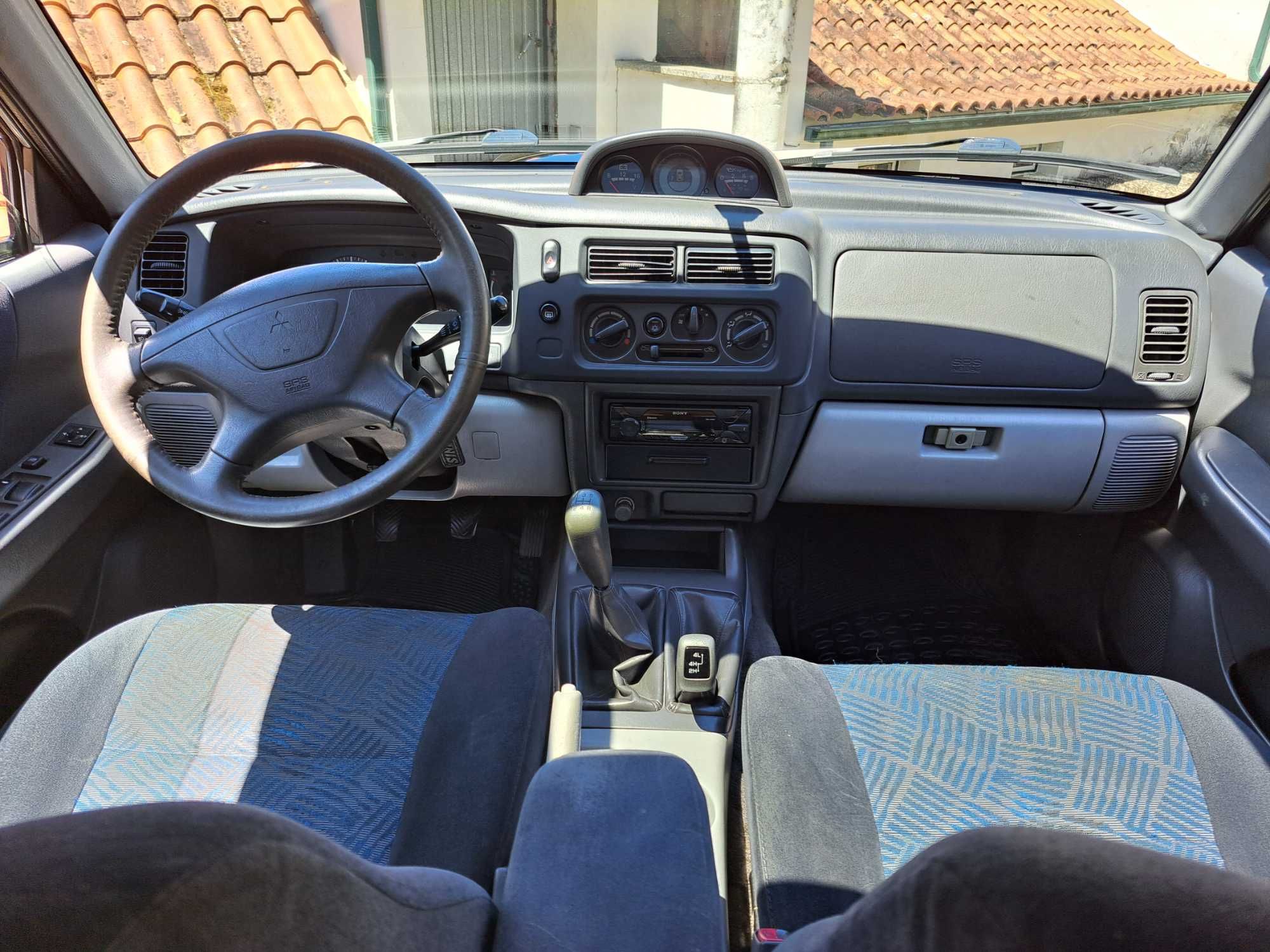 Mitsubishi Pajero sport