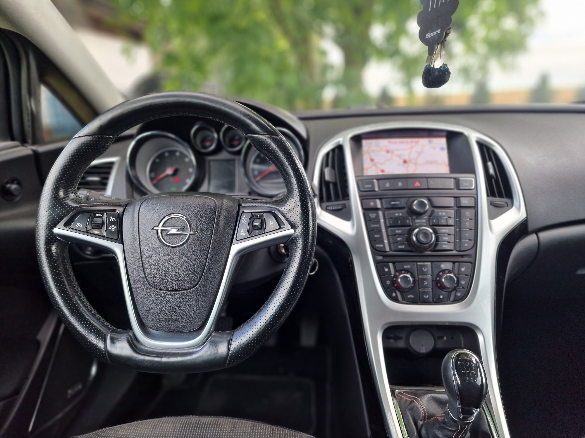 Opel Astra J GTC 2.0 CDTI
