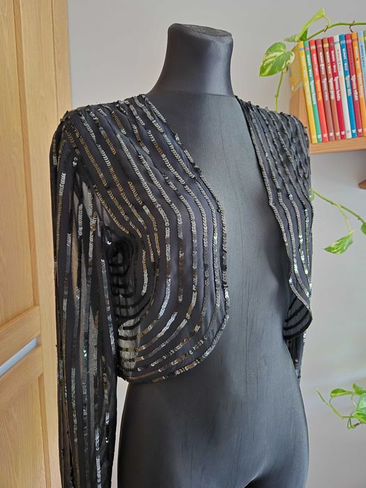 Czarna narzutka z cekinami z wiskozy rozmiar 36-40