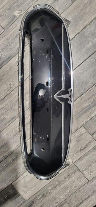 Решітка тесла модель с  2012 tesla model s 2012