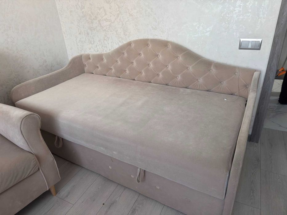 Продам диван + крісло