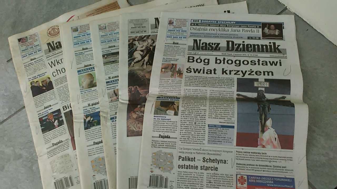 Stare gazety Głos Wielkopolski i Nasz Dziennik