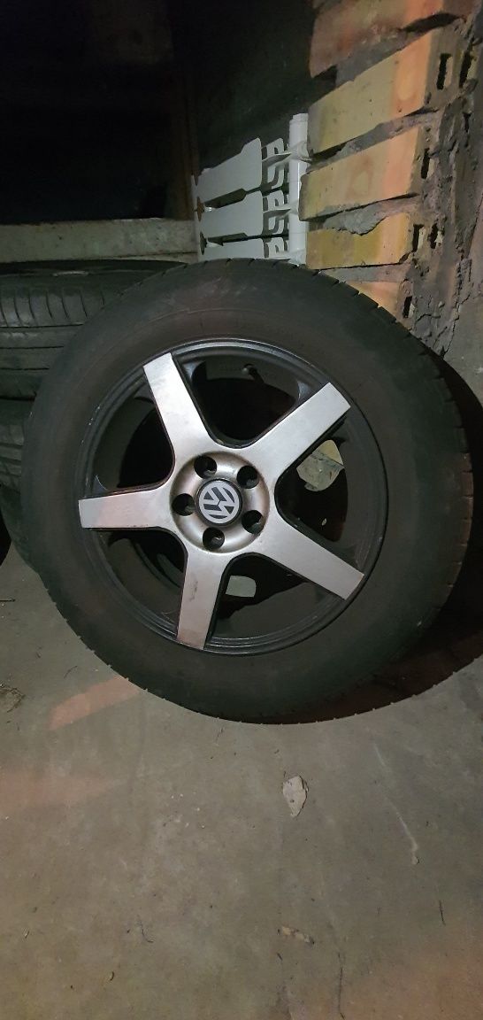 Koła aluminiowe z oponami letnimi VW Golf IV  195/65/15