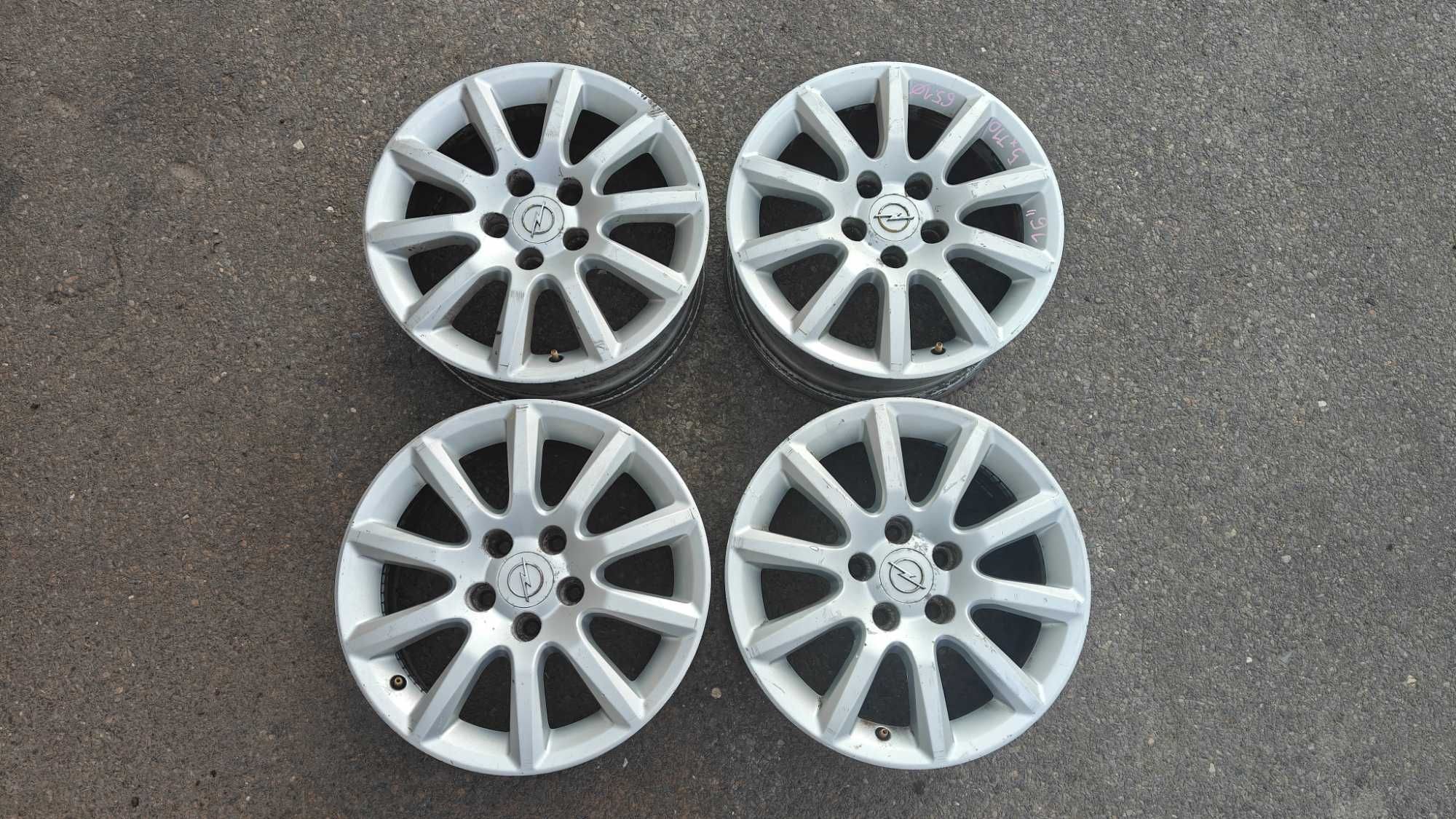4 felgi Aluminiowe16" 5x110 Opel Astra H Zafira Vectra