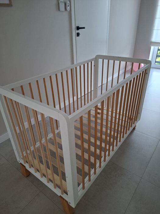 Łóżeczko dziecięce kinderkraft z materacem