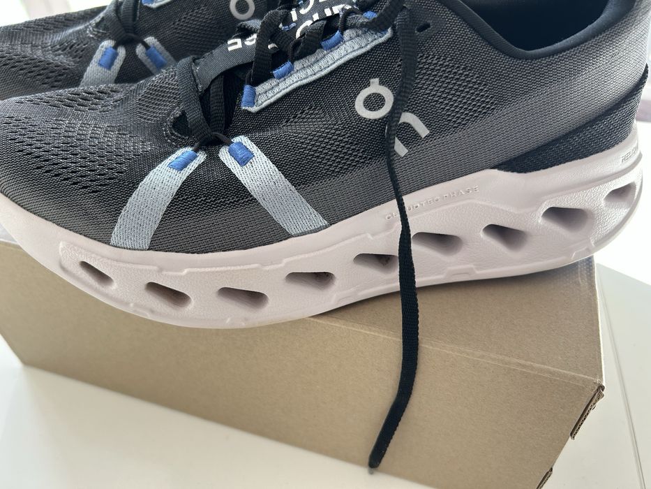 Ténis Oncloud Eclipse 42