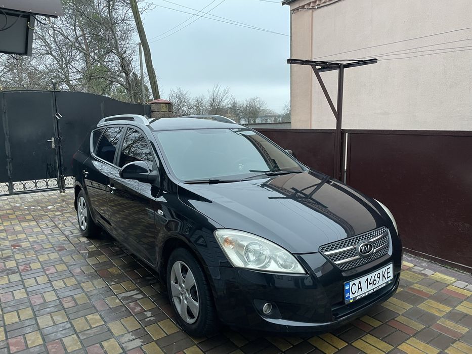 Продам гарне надійне авто.Kia Ceed 2007 року.З надійним двигуном-1.6