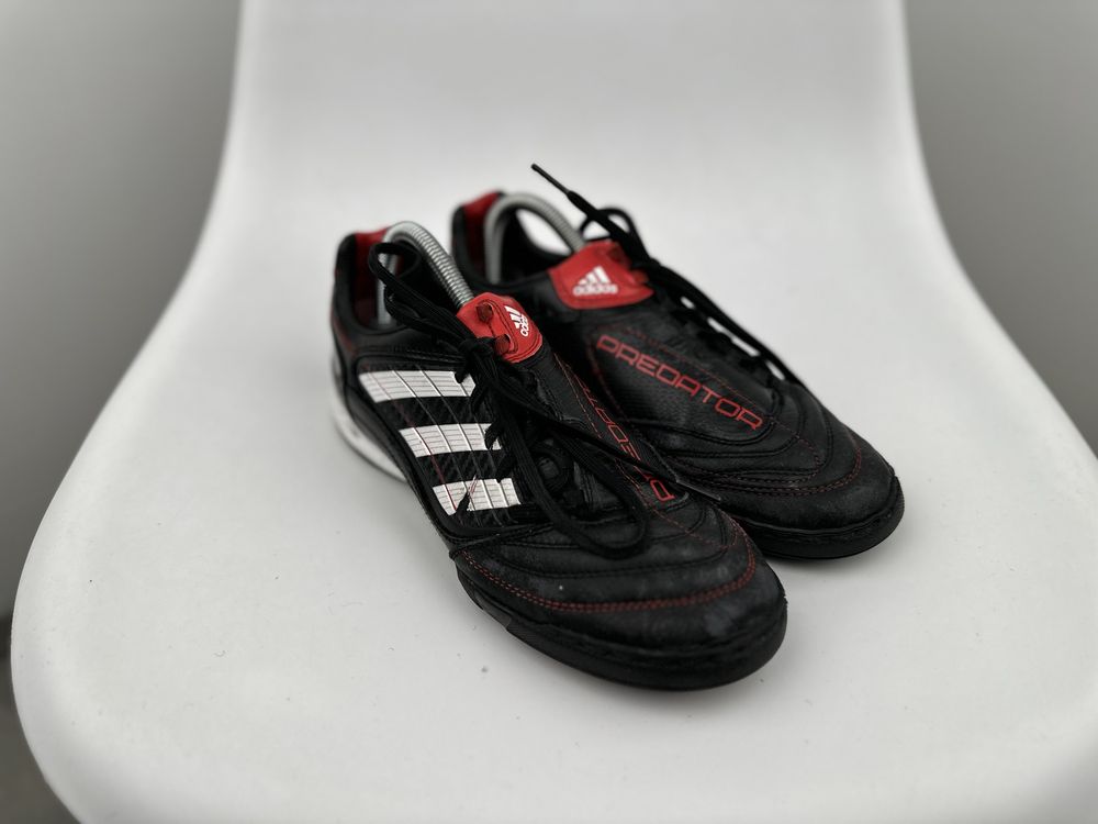 Оригінал! Кросівки сороконіжки adidas predator 40 розмір