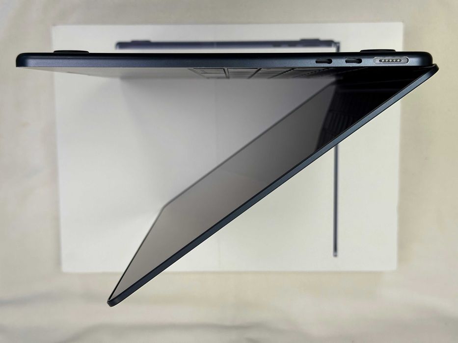 MacBook Air M2 13’ 2022р. 16/500Gb, Midnight