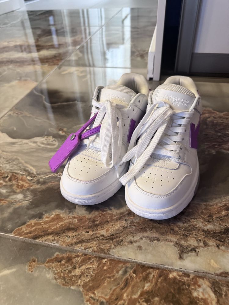 Жіночі оригінальні кросівки off white 36р