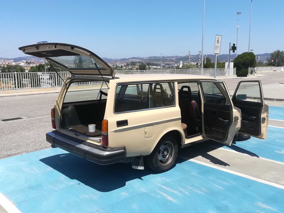 Volvo 245 DL de 1976