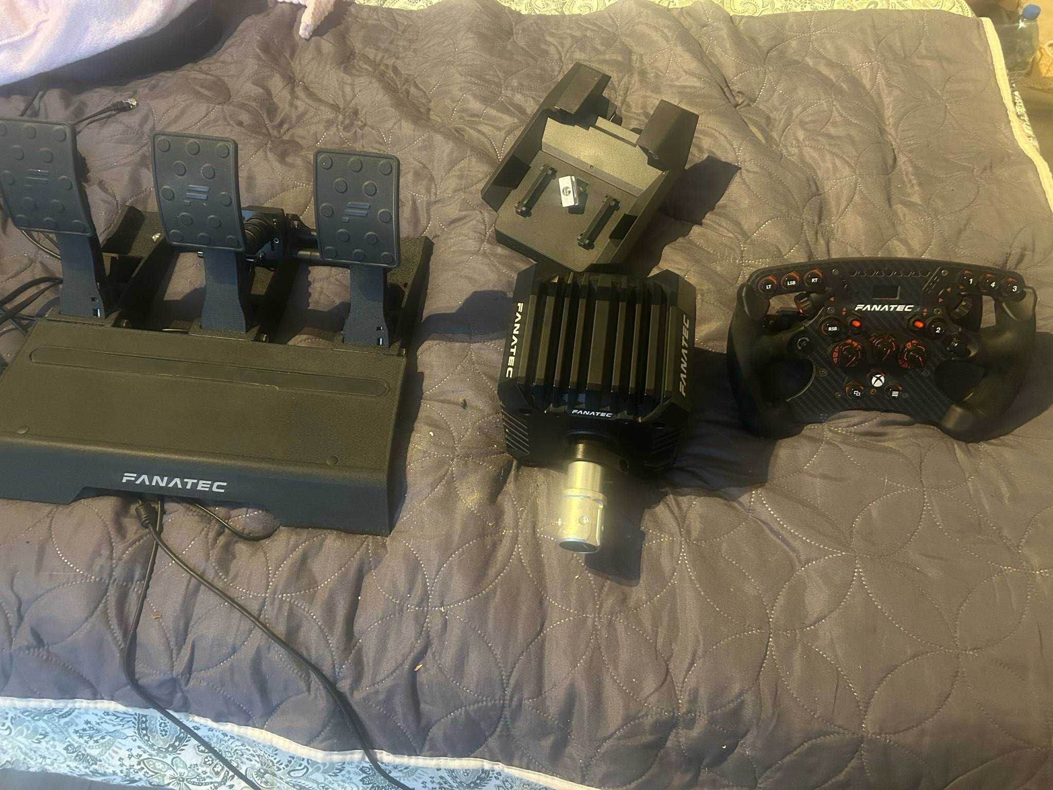 Fanatec CSL DD+ Elite Pedals V2+ Formuła V2 WHEEL+ Table clamp