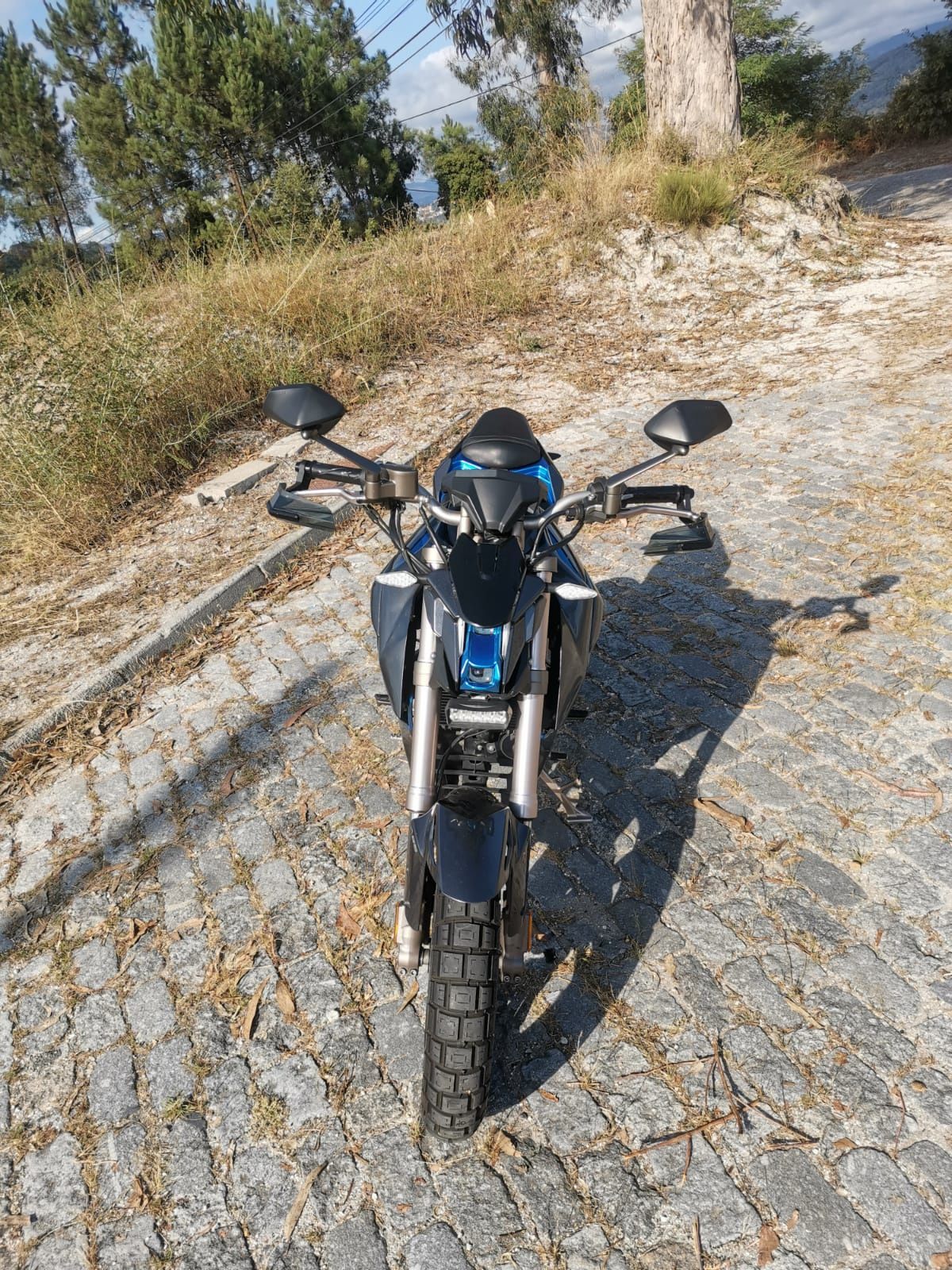 Zontes 125 U - Impecável