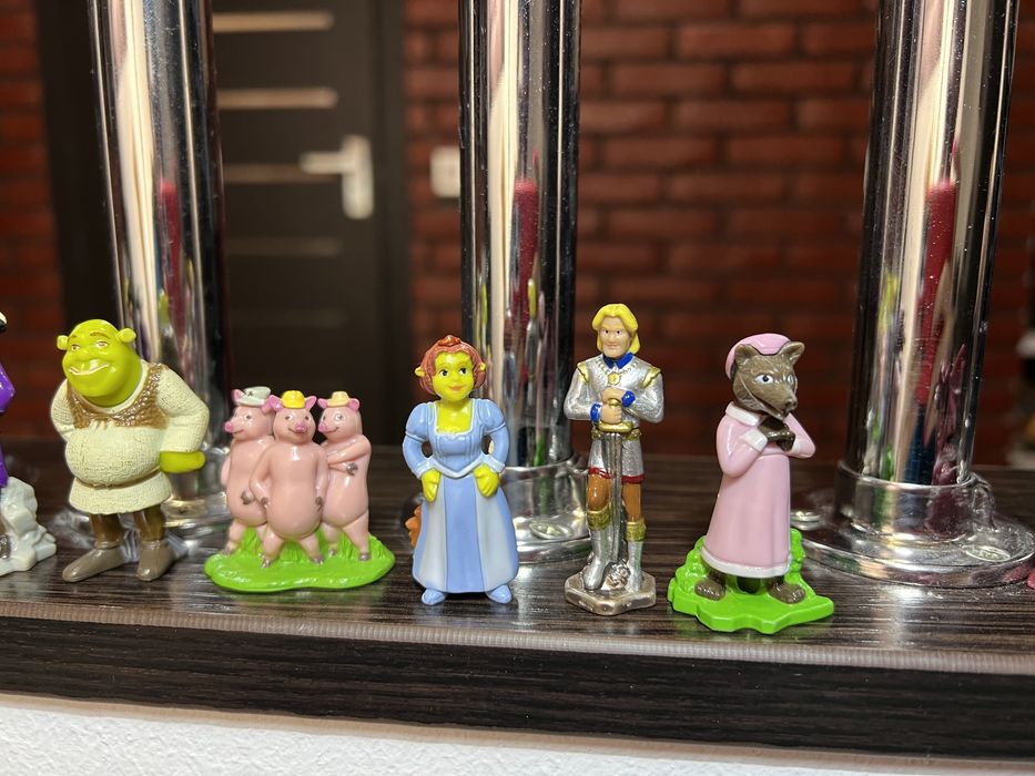 Шрек іграшки кіндер игрушки киндер