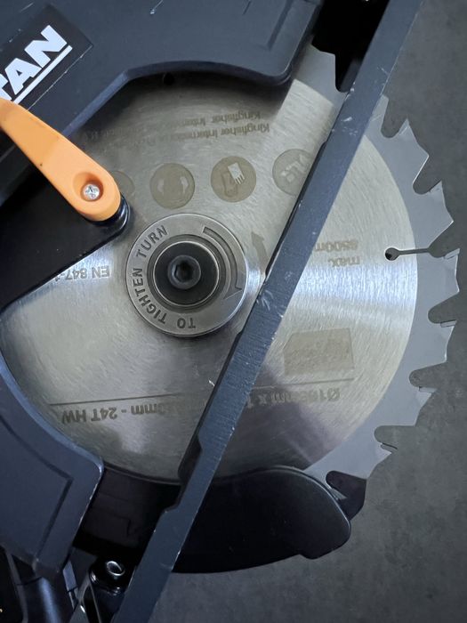 Акум.пила ,паркетка Titan TT 1940CSW