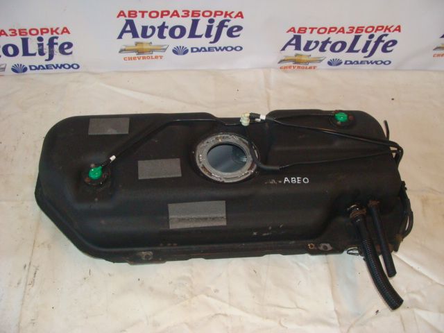 Паливний бак Chevrolet Aveo\ Шевроле Авео Т200\250\255