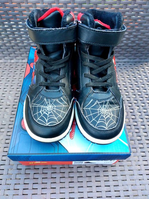 Buty ocieplane Spiderman Marvel rozmiar 32