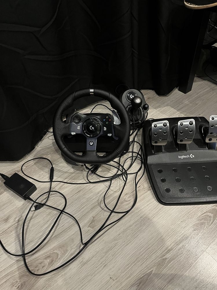 Kierownica logitech g920 + skrzynia biegów