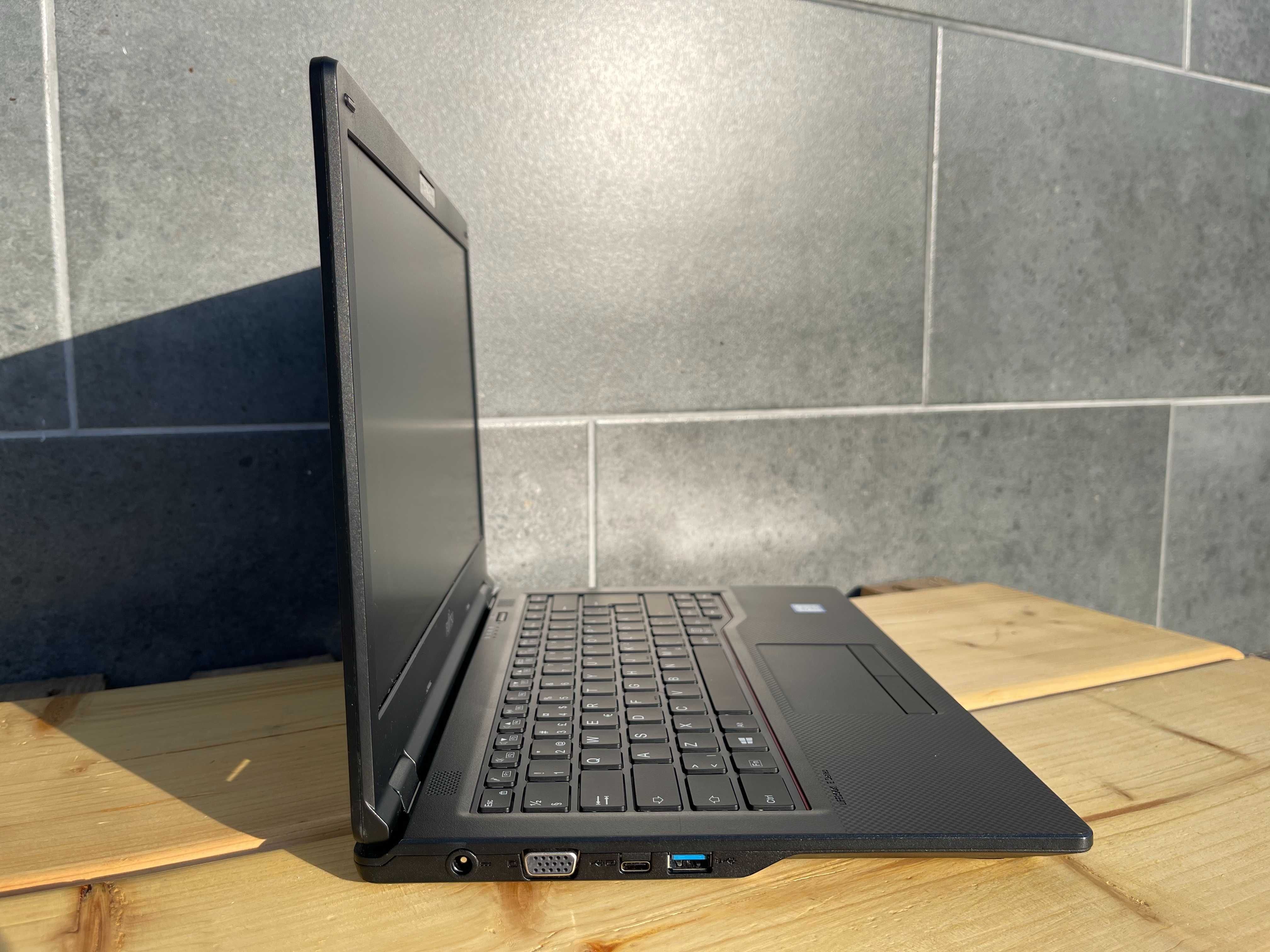 Ноутбук Fujitsu LIFEBOOK E449/i3-7020U/8/SSD256/14"/HD/Гарантія 200шт.